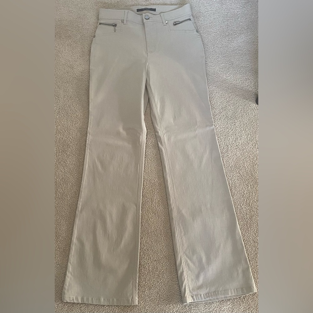 Simon Chang Size 4 Exc Shape Flare leg